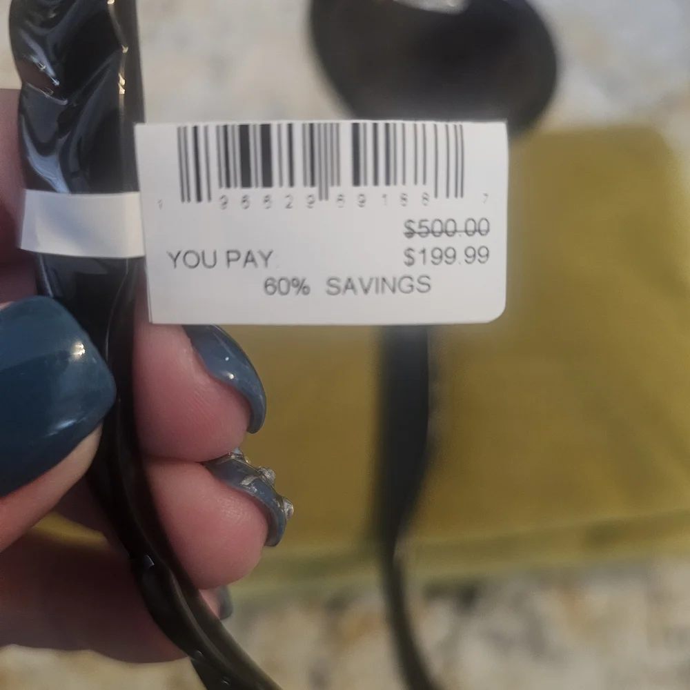 NWT Gucci Black Sunglasses - Picture 4 of 7